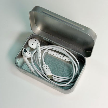 🎧💖 Cute Star & Polka Dot USB-C Wired Earbuds – Girly Aesthetic Earphones with Mic & Metal Storage Case ✨
