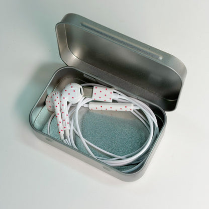 🎧💖 Cute Star & Polka Dot USB-C Wired Earbuds – Girly Aesthetic Earphones with Mic & Metal Storage Case ✨