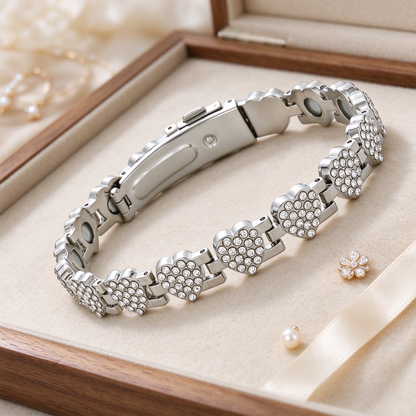 Fashionable magnetic heart-shaped metal bracelet