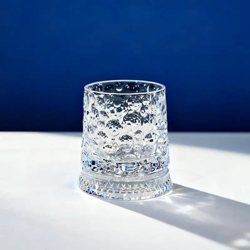✨ 360° Spinning Crystal Glass – Luxury Star-Cut Barware