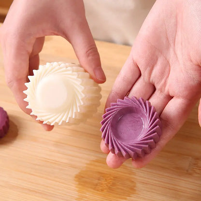 Sunflower-Patterned Round Hand-Press Mooncake Mold