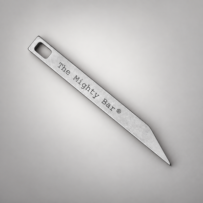 🛠️Powerful pry bar - Extra strong keychain pry bar, suitable for everyday use