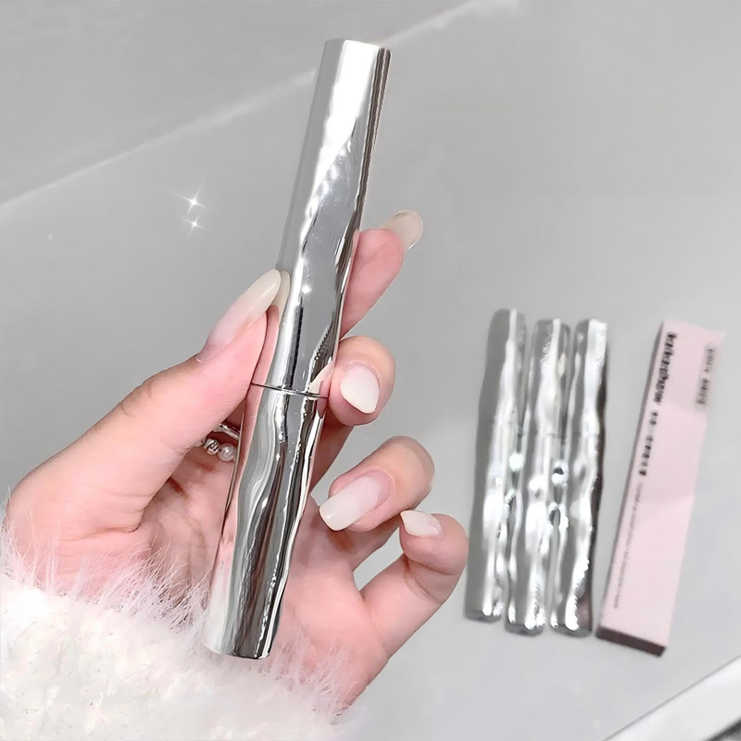 Waterproof Lengthening & Curling Black Mascara