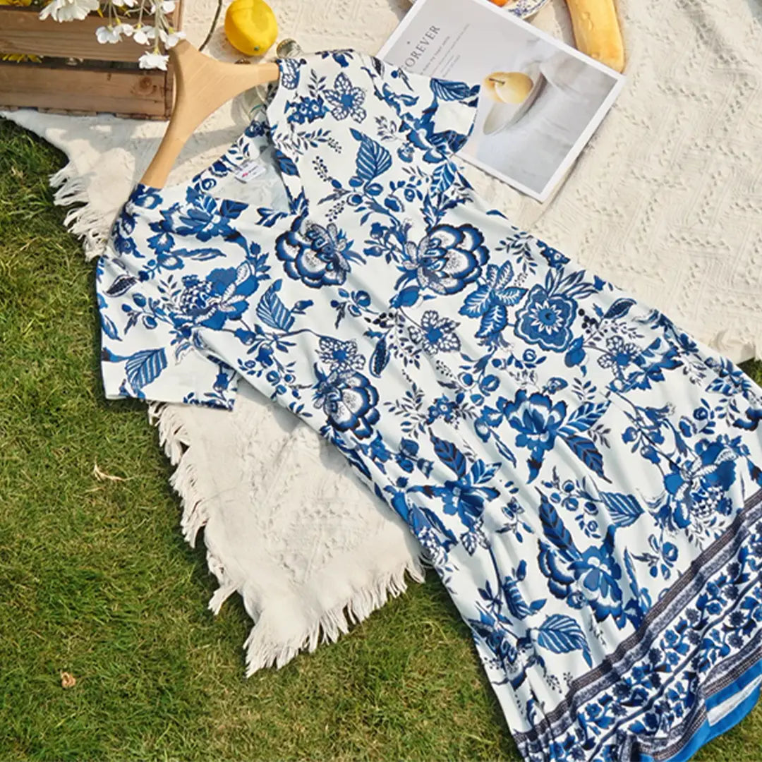 Casual V-Neck Summer Vacation Dress 👗✨