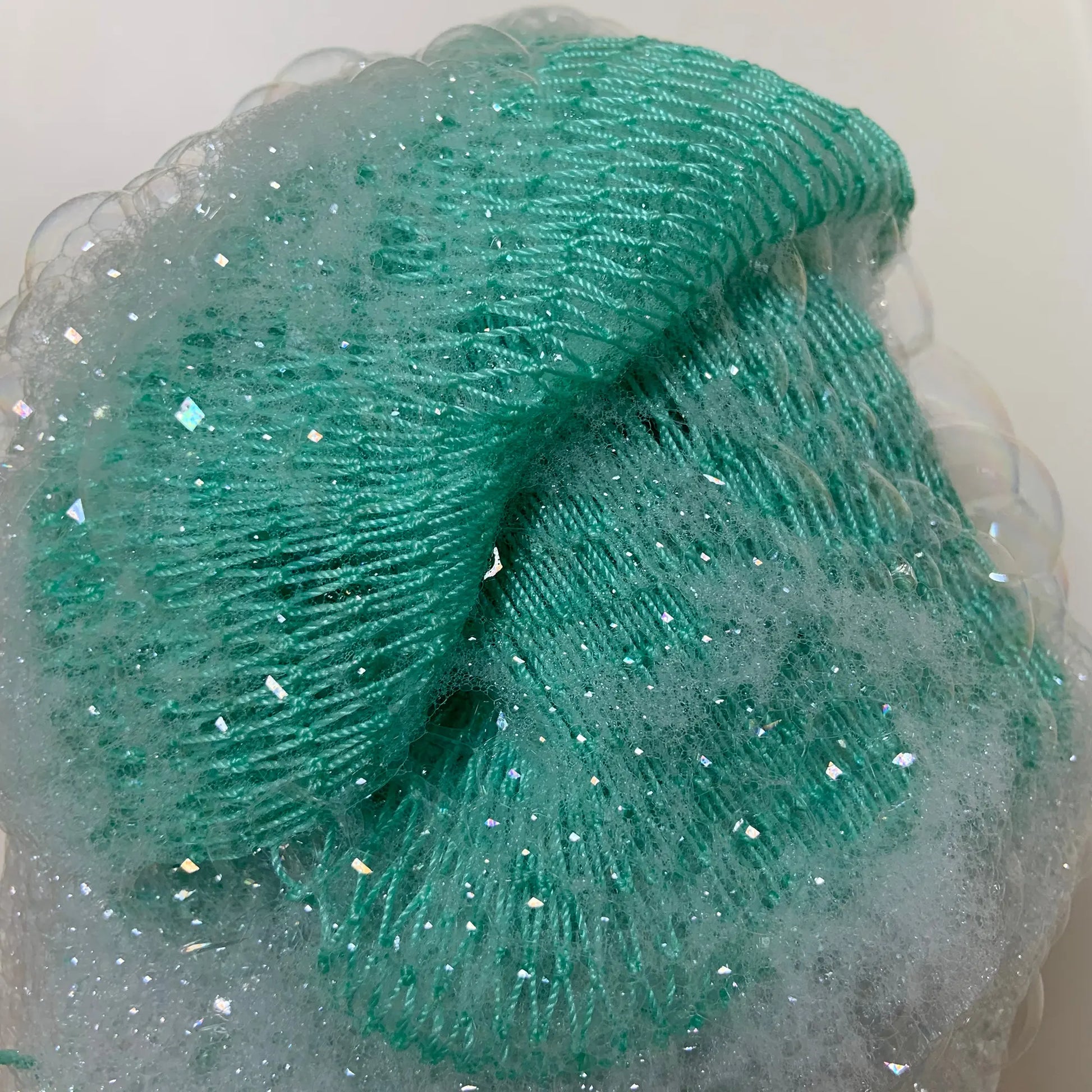 authentic-african-exfoliating-net-bath-sponge-6672