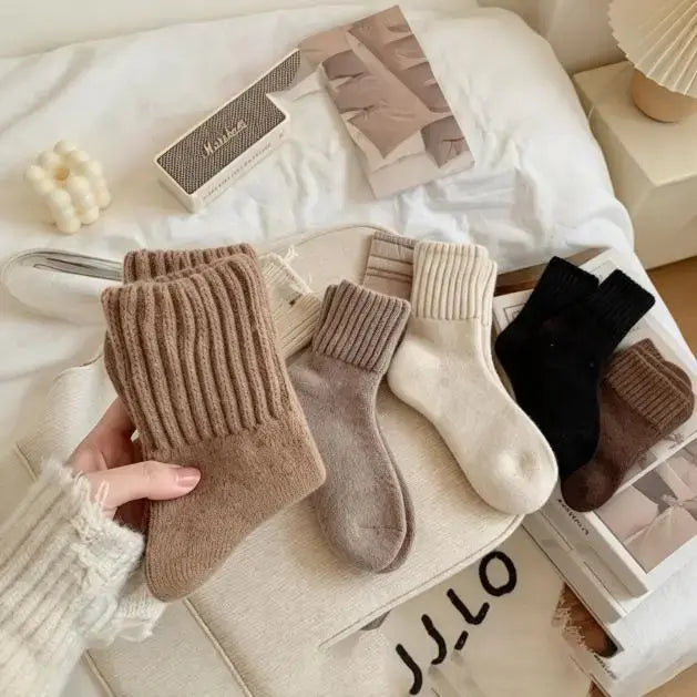 5-Pack Women's Classic Mid-Calf Solid Knit Socks
