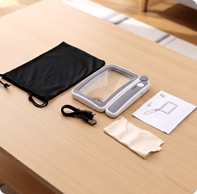 Magnifier and included accessories
